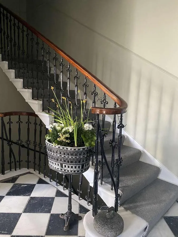 West End Townhouse Bed & Breakfast Edinburgh